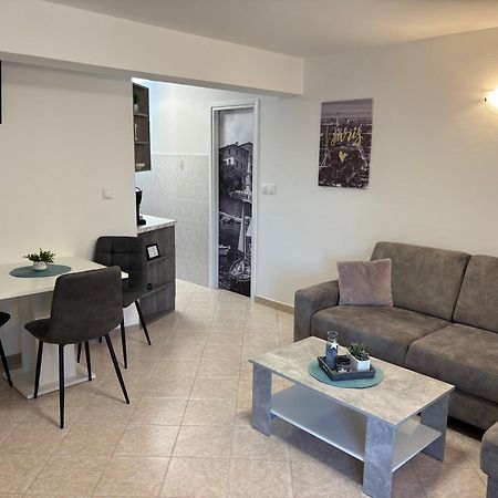 Apartments Vilma Lovran Extérieur photo